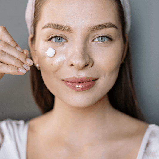 Brightening Skin Care Ingredients ৹ Top 6 Proven to Help - Claribelskincare.com