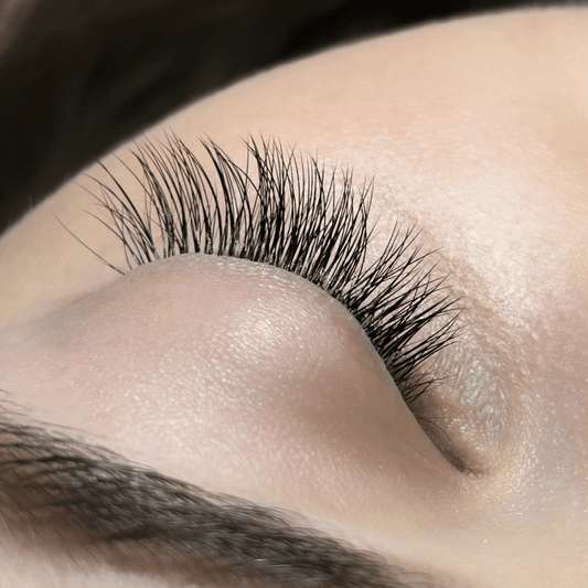 Eyelash Hair Loss: Causes and Tips for New Growth - Claribelskincare.com