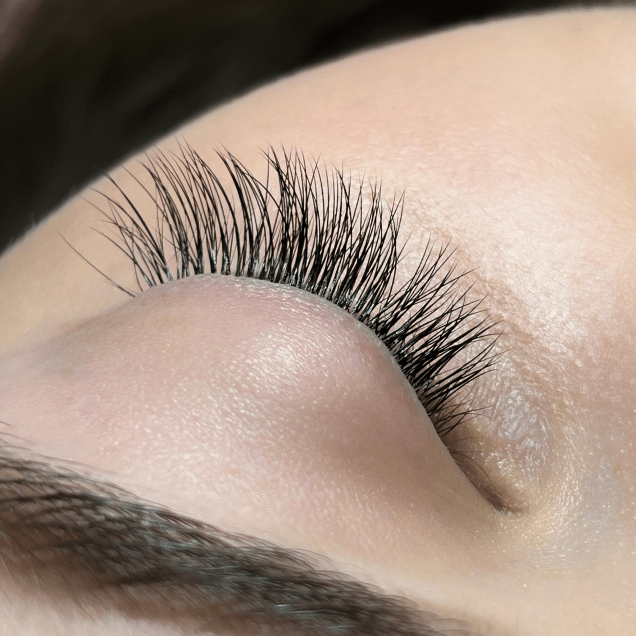 Eyelash Loss: Causes and Tips for New Growth - Claribelskincare.com