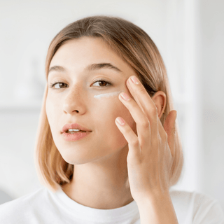 What Causes Sagging Under Eyes: Comprehensive Guide - Claribelskincare.com