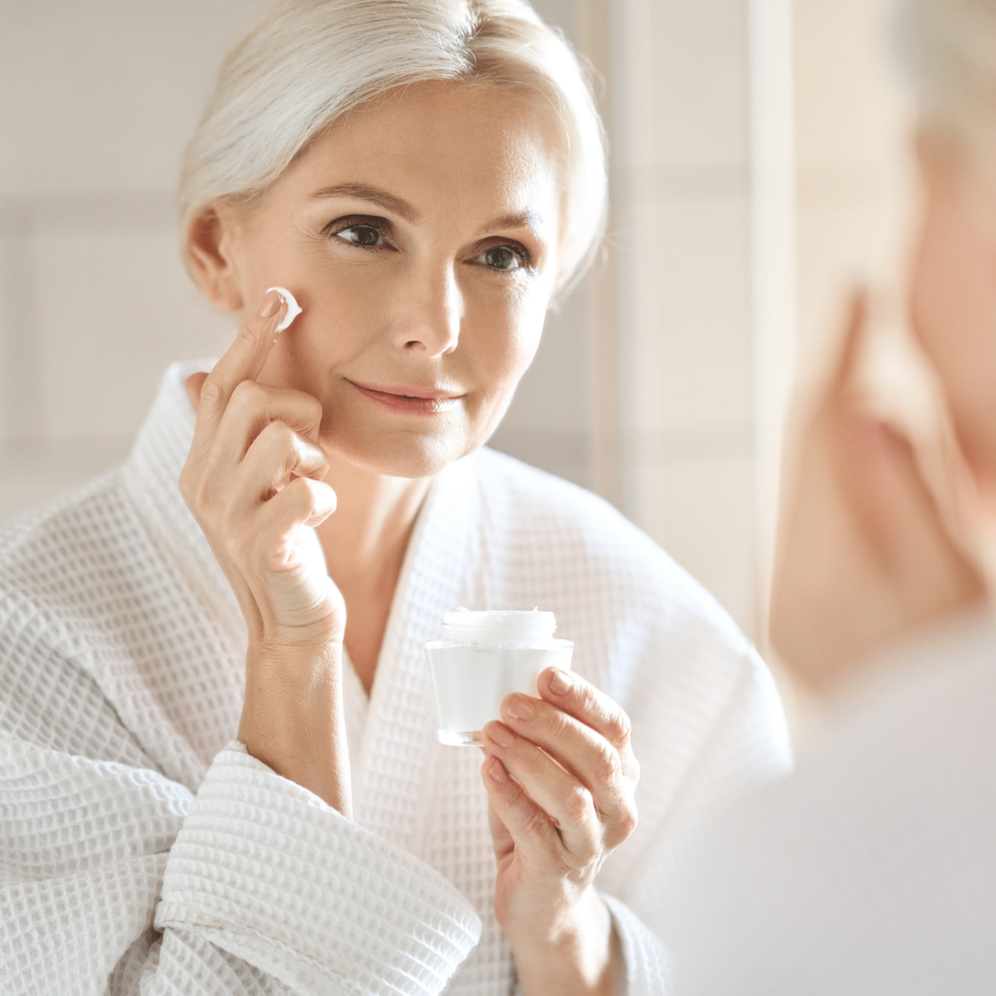 What is the Best Moisturizer for Aging Skin? Key Tips - Claribelskincare.com