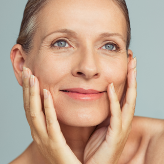 hyaluronic serum with vitamin c 14